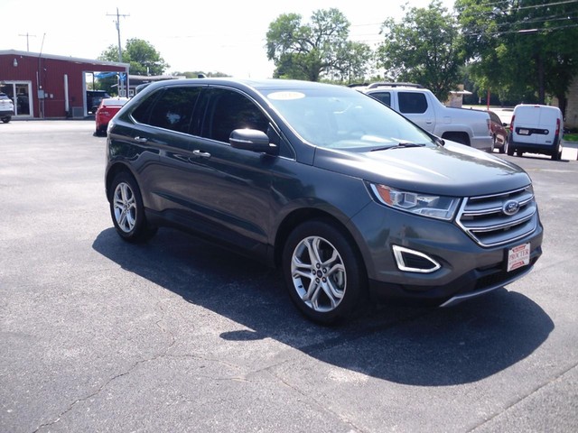 Ford Edge Vehicle Full-screen Gallery Image 02