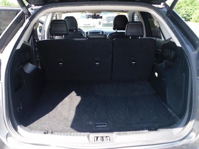 Ford Edge Vehicle Full-screen Gallery Image 08