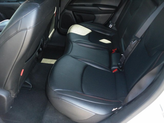 Jeep Compass Vehicle Full-screen Gallery Image 05