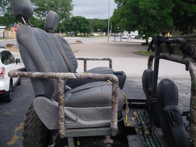 Jeep Wrangler Vehicle Full-screen Gallery Image 06
