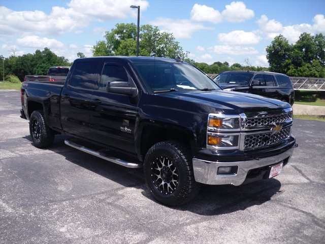 Chevrolet Silverado 1500 Vehicle Full-screen Gallery Image 02