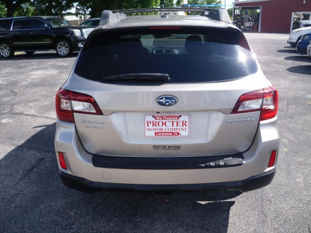 Subaru Outback Vehicle Full-screen Gallery Image 03