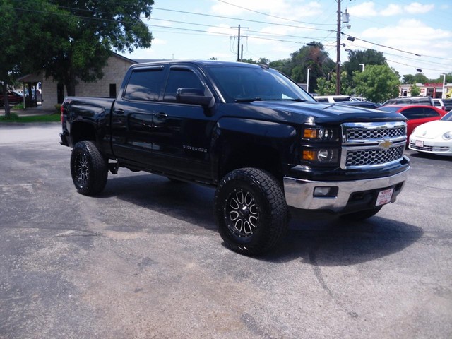 Chevrolet Silverado 1500 Vehicle Full-screen Gallery Image 02