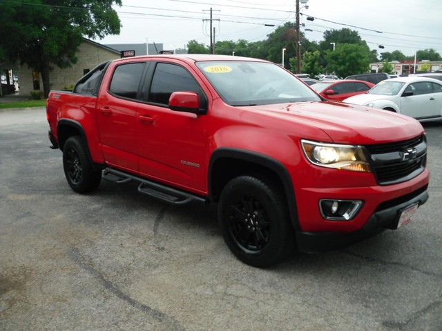 Chevrolet Colorado Vehicle Full-screen Gallery Image 02