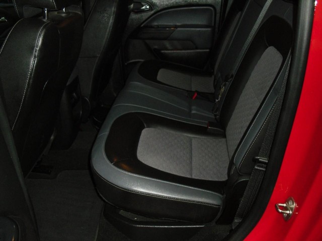 Chevrolet Colorado Vehicle Full-screen Gallery Image 05
