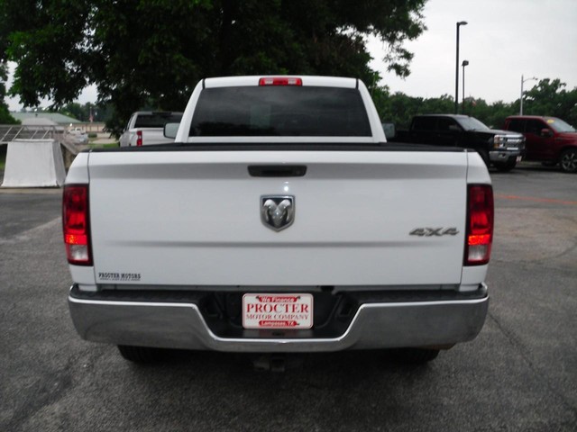 Ram 1500 Vehicle Full-screen Gallery Image 03