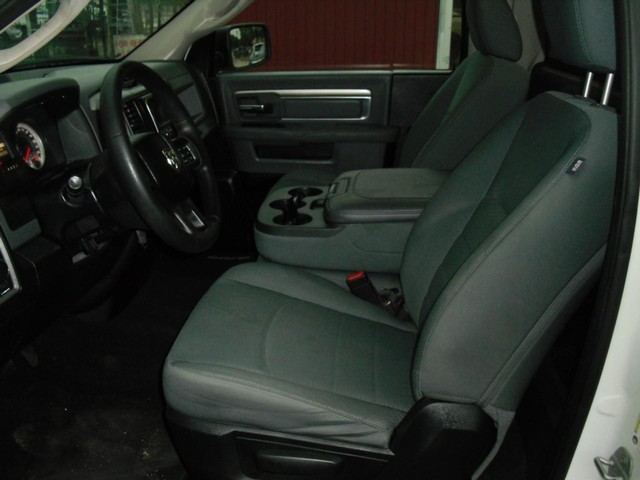 Ram 1500 Vehicle Full-screen Gallery Image 04