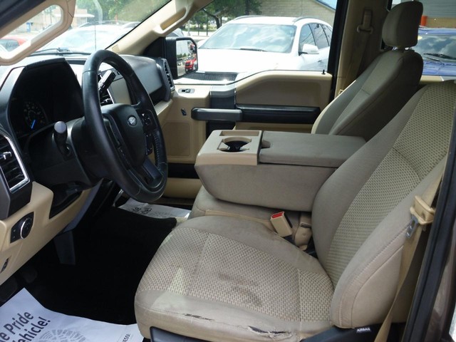 Ford F-150 Vehicle Full-screen Gallery Image 04