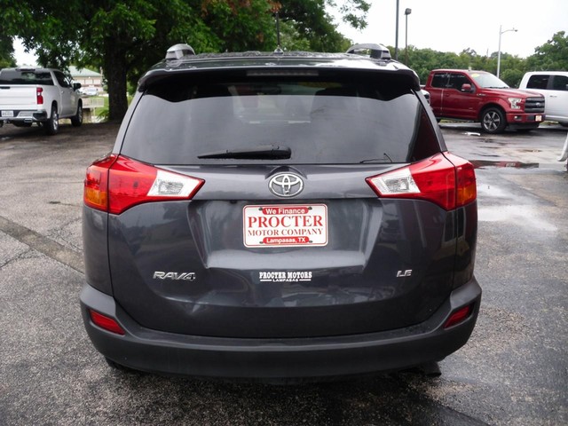 Toyota RAV4 Vehicle Full-screen Gallery Image 03