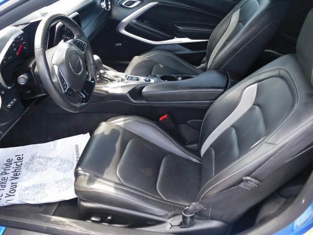 Chevrolet Camaro Vehicle Full-screen Gallery Image 04