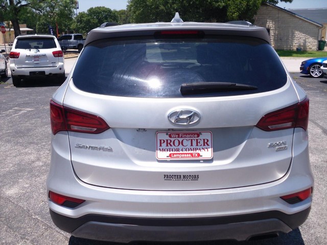 Hyundai Santa Fe Sport Vehicle Full-screen Gallery Image 03