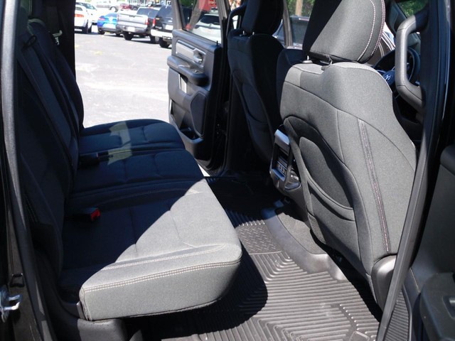 Ram 1500 Vehicle Full-screen Gallery Image 06