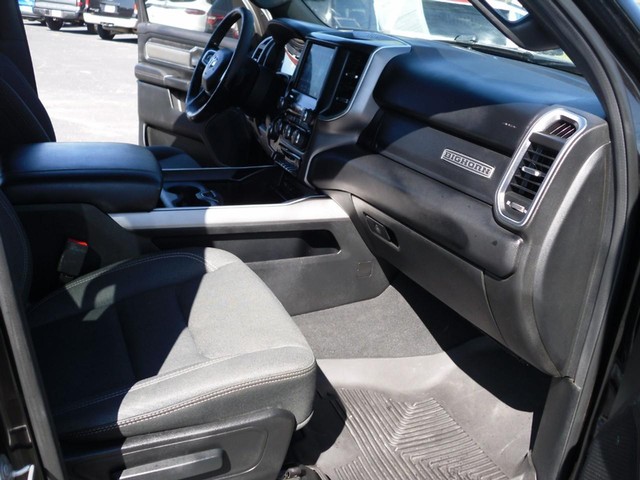 Ram 1500 Vehicle Full-screen Gallery Image 07