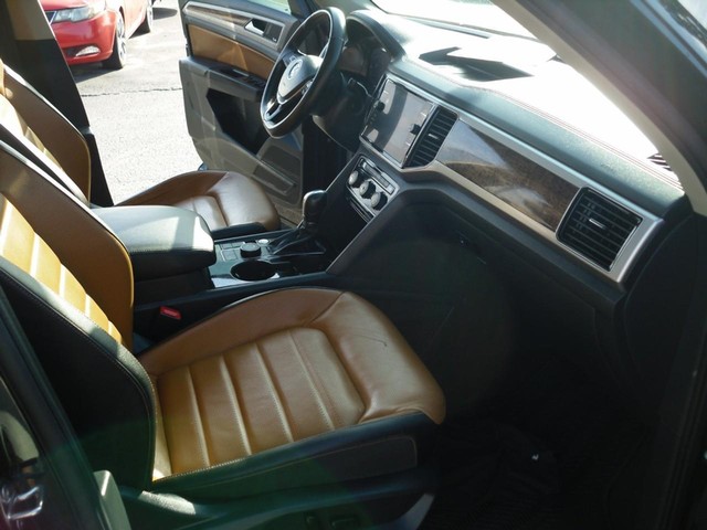 Volkswagen Atlas Vehicle Full-screen Gallery Image 07