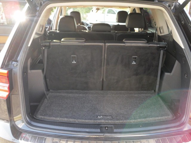 Volkswagen Atlas Vehicle Full-screen Gallery Image 08