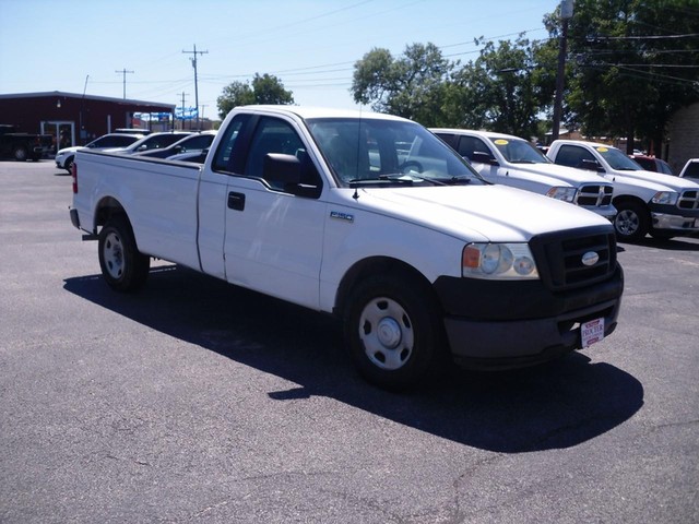 Ford F-150 Vehicle Full-screen Gallery Image 02