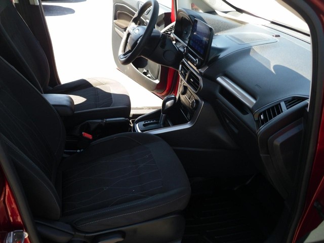 Ford EcoSport Vehicle Full-screen Gallery Image 07