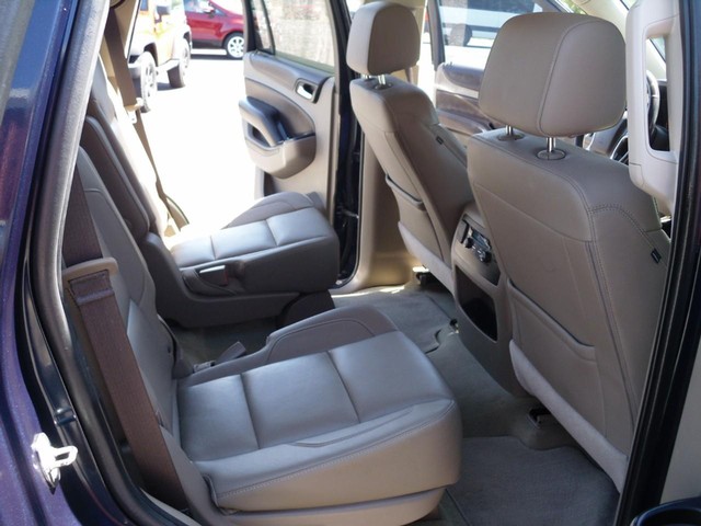 Chevrolet Tahoe Vehicle Full-screen Gallery Image 06