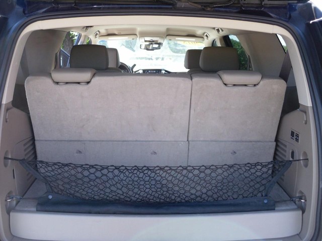Chevrolet Tahoe Vehicle Full-screen Gallery Image 08