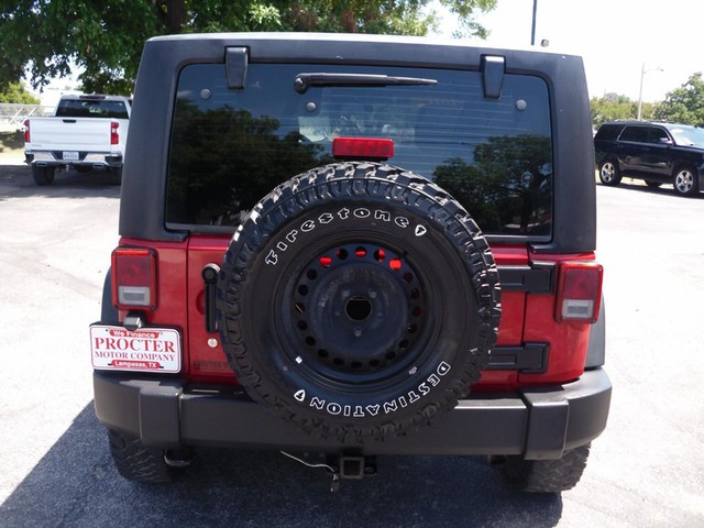 Jeep Wrangler Vehicle Full-screen Gallery Image 03
