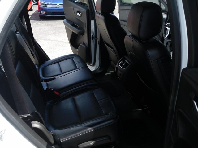 Chevrolet Blazer Vehicle Full-screen Gallery Image 06