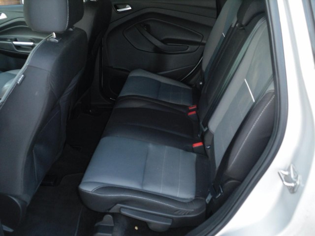 Ford Escape Vehicle Full-screen Gallery Image 05