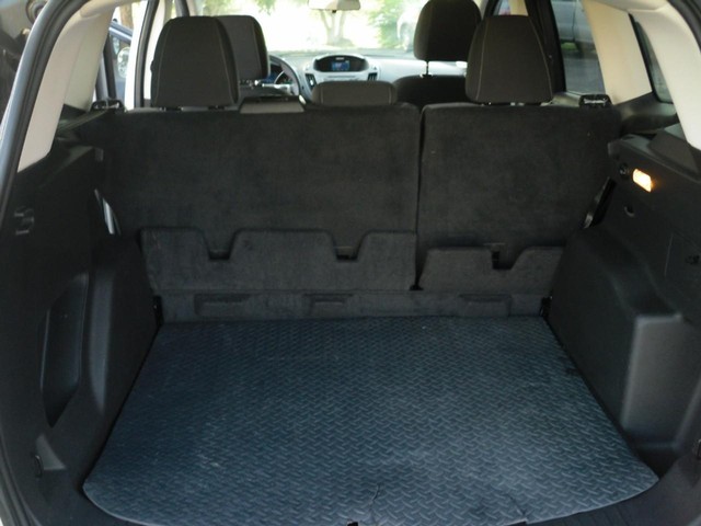 Ford Escape Vehicle Full-screen Gallery Image 08