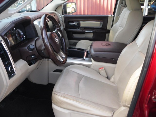 Ram 1500 Vehicle Full-screen Gallery Image 04