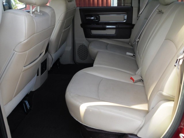 Ram 1500 Vehicle Full-screen Gallery Image 05