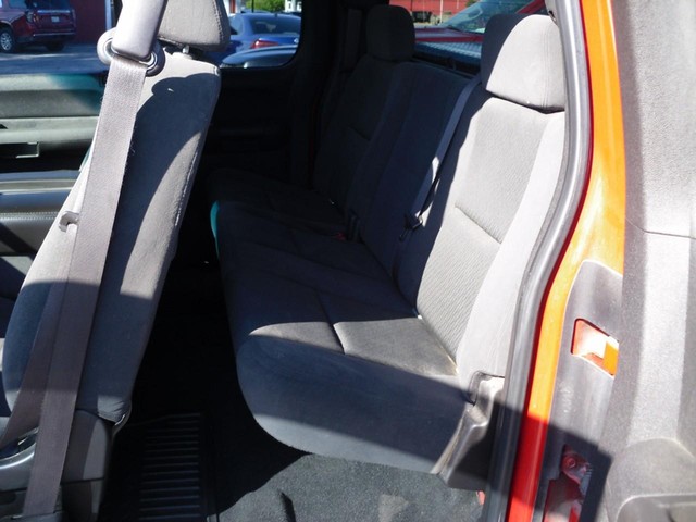 Chevrolet Silverado 1500 Vehicle Full-screen Gallery Image 05