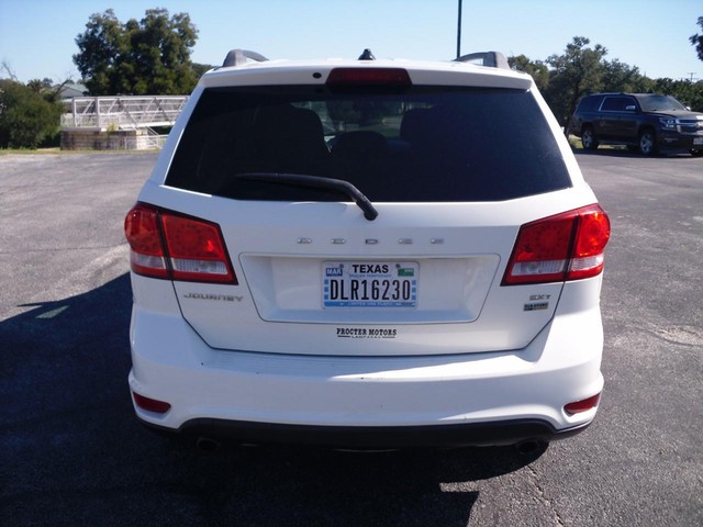 Dodge Journey Vehicle Full-screen Gallery Image 03