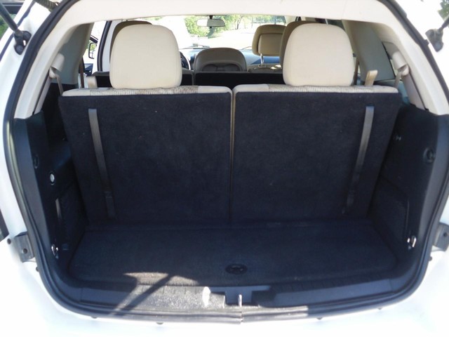 Dodge Journey Vehicle Full-screen Gallery Image 08