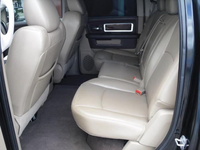 Dodge Ram 1500 Vehicle Full-screen Gallery Image 04