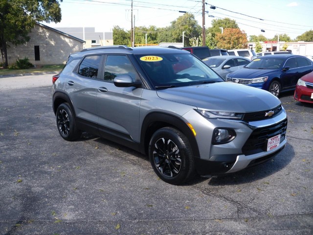 Chevrolet TrailBlazer Vehicle Full-screen Gallery Image 02