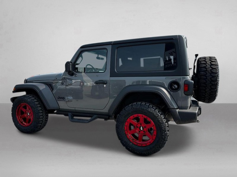 Jeep Wrangler Vehicle Image 04