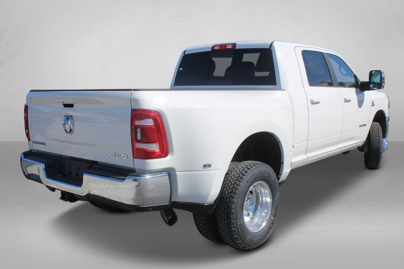 Ram 3500 Vehicle Image 03