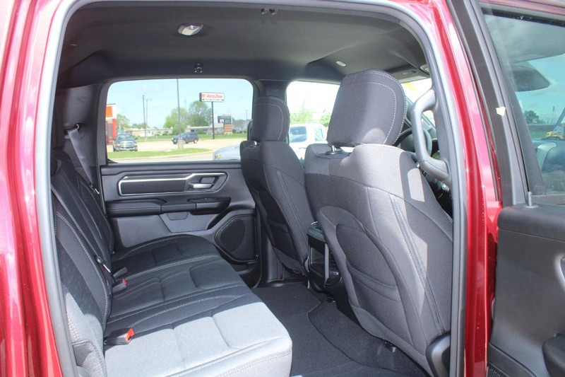 Ram 1500 Vehicle Image 04