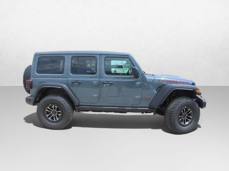 Jeep Wrangler Vehicle Image 02