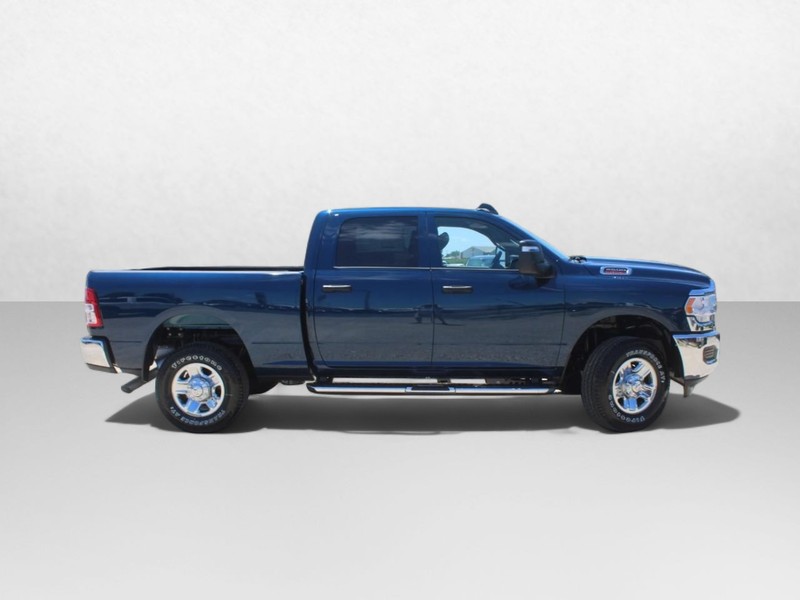 Ram 2500 Vehicle Image 02