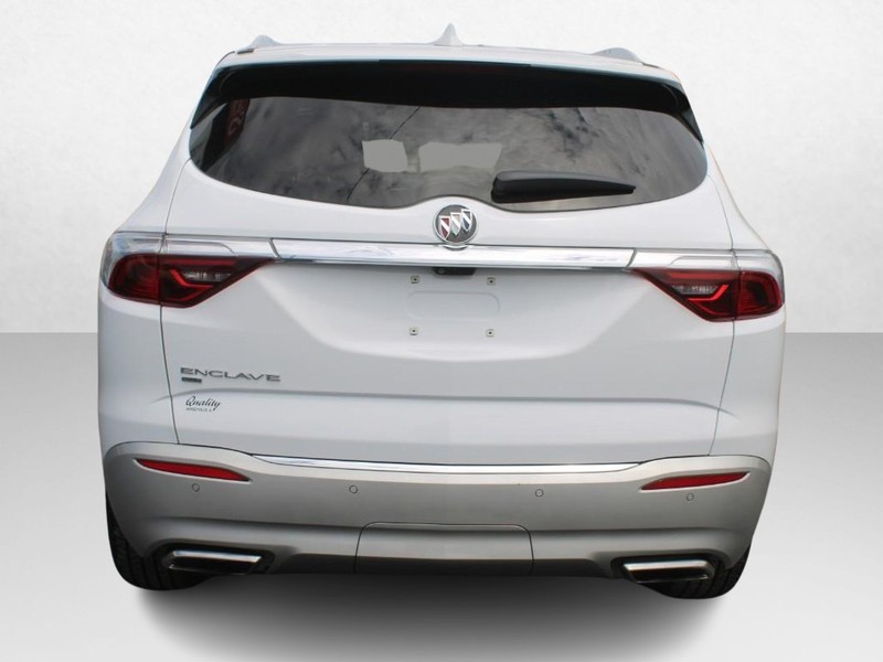 Buick Enclave Vehicle Image 04