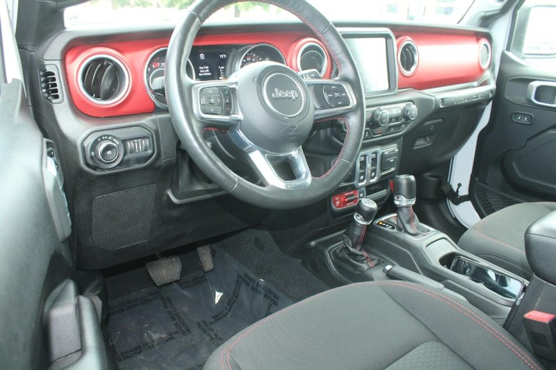 Jeep Wrangler Vehicle Image 13