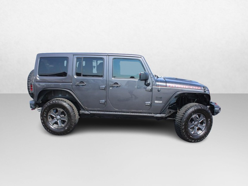 Jeep Wrangler Unlimited Vehicle Image 02