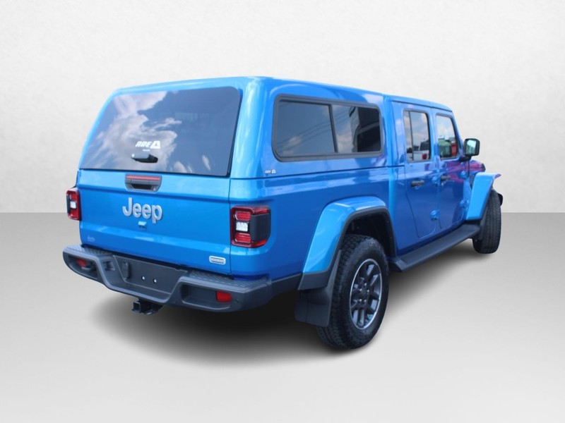 Jeep Gladiator Vehicle Image 03