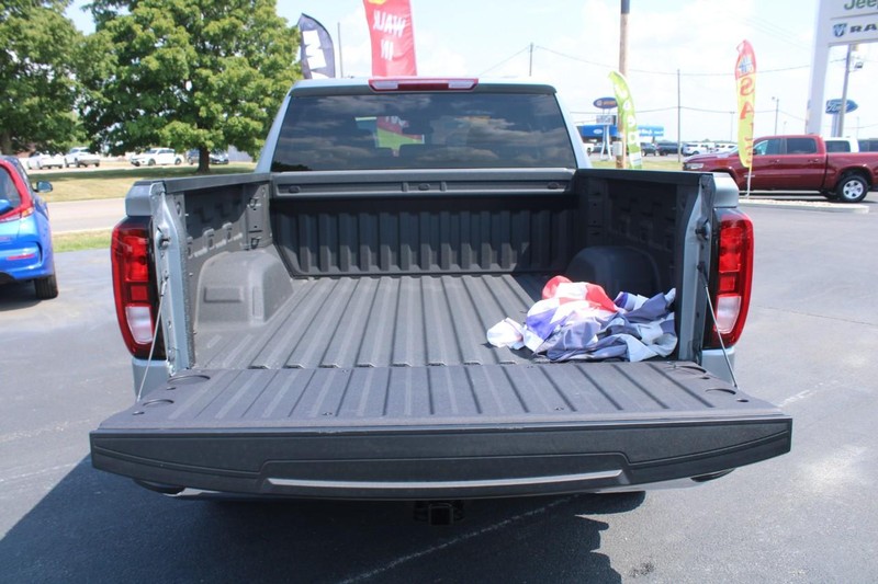 GMC Sierra 1500 Vehicle Image 06