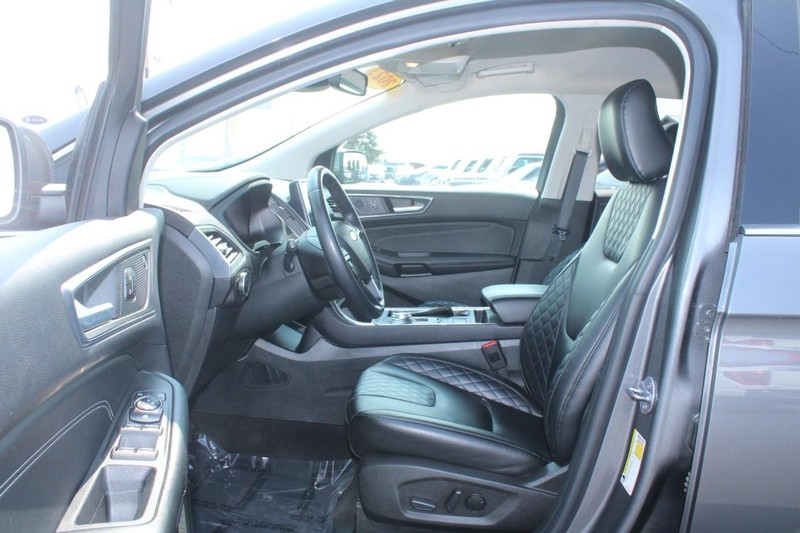 Ford Edge Vehicle Image 08