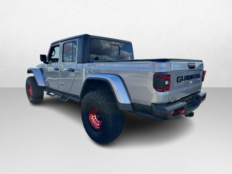 Jeep Gladiator Vehicle Image 06