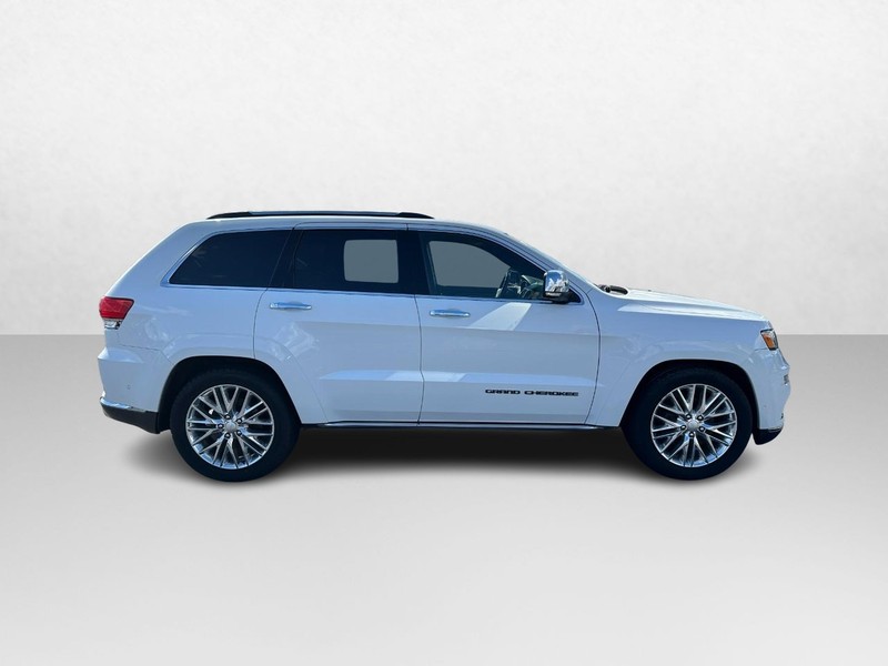 Jeep Grand Cherokee Vehicle Image 02