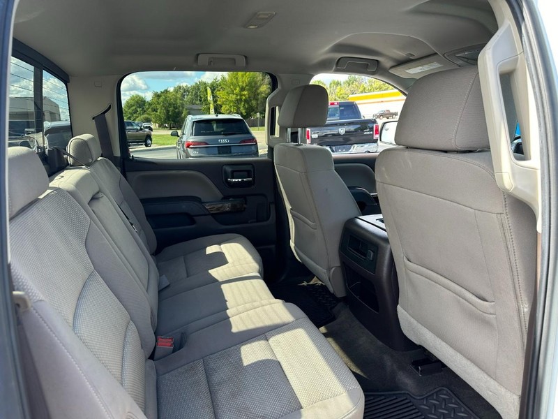 Chevrolet Silverado 1500 Vehicle Image 10