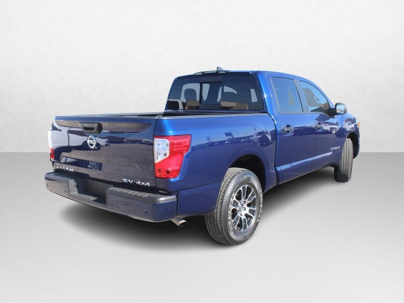 Nissan Titan Vehicle Image 03