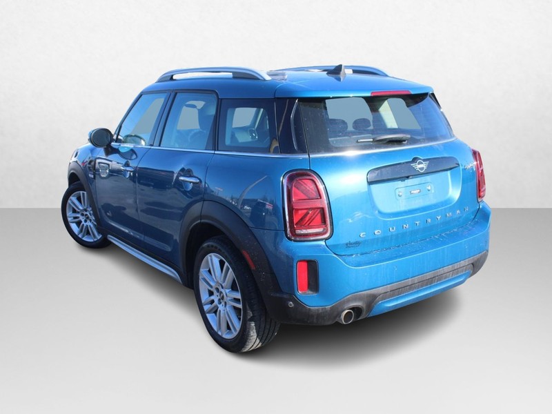 MINI Countryman Vehicle Image 05